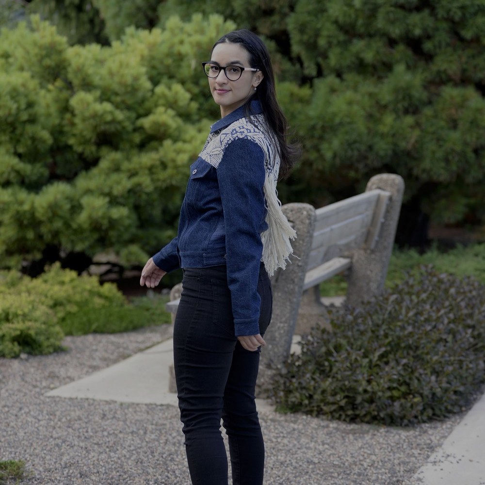 Meet your Posher, Ana